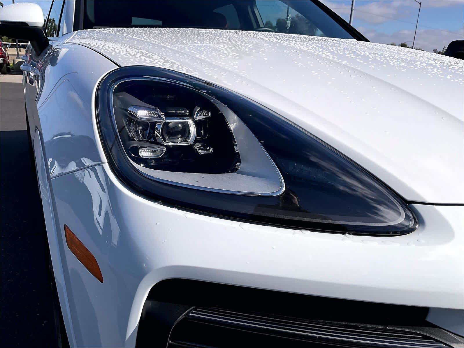Used 2023 Porsche Cayenne Platinum Edition AWD/4WD image 30