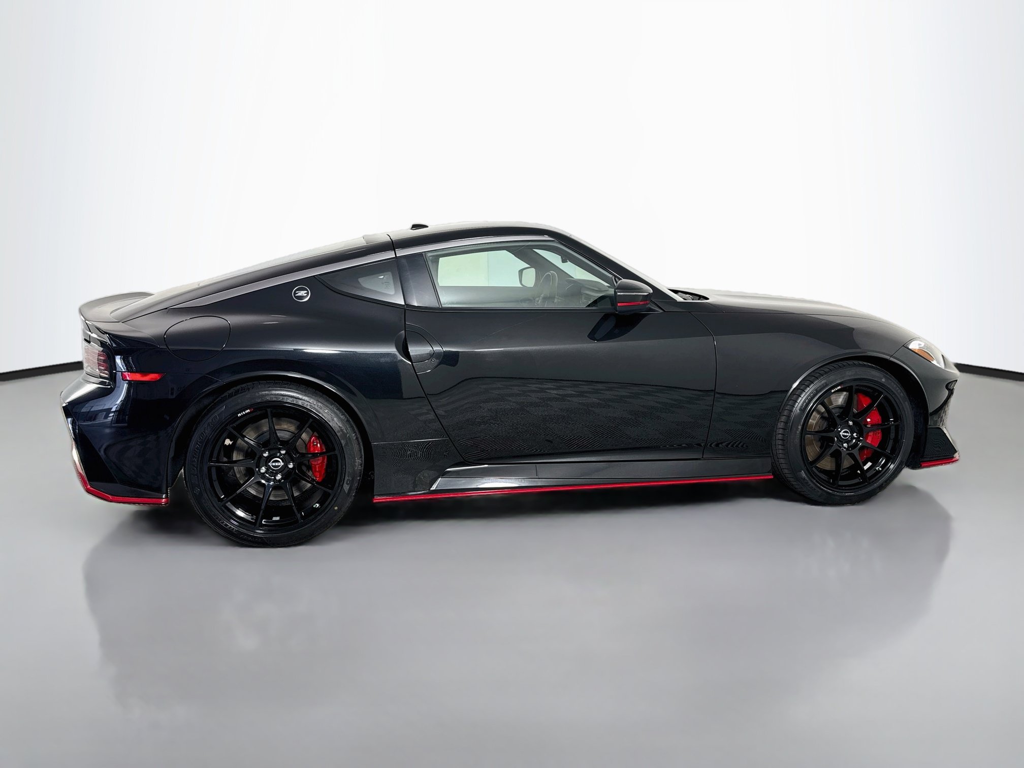 Used 2024 Nissan Z NISMO w/ Floor Mat Package RWD image 11