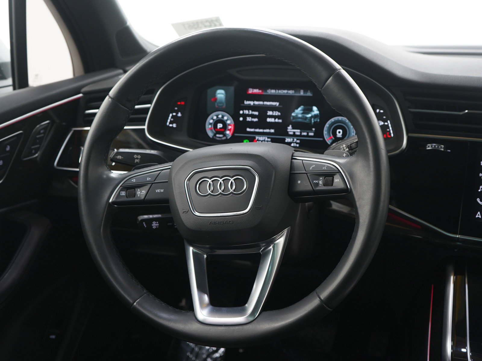 Used 2021 Audi Q7 3.0T Prestige image 18