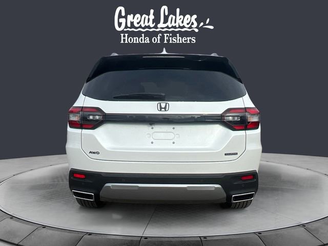 New 2026 Honda Pilot Touring image 4