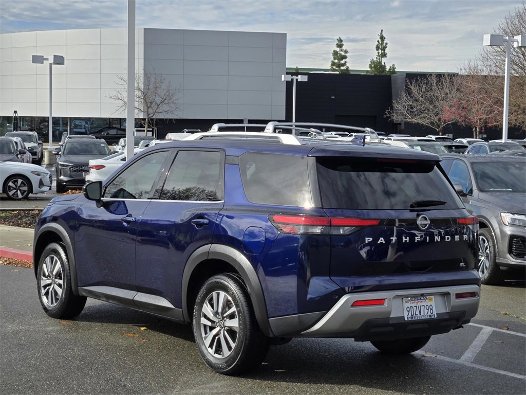 Used 2023 Nissan Pathfinder SL image 6