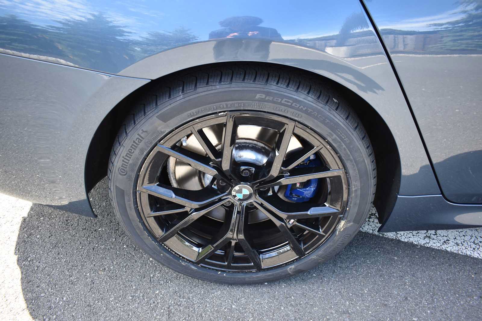 Used 2023 BMW 540i xDrive w/ M Sport Package AWD/4WD image 24