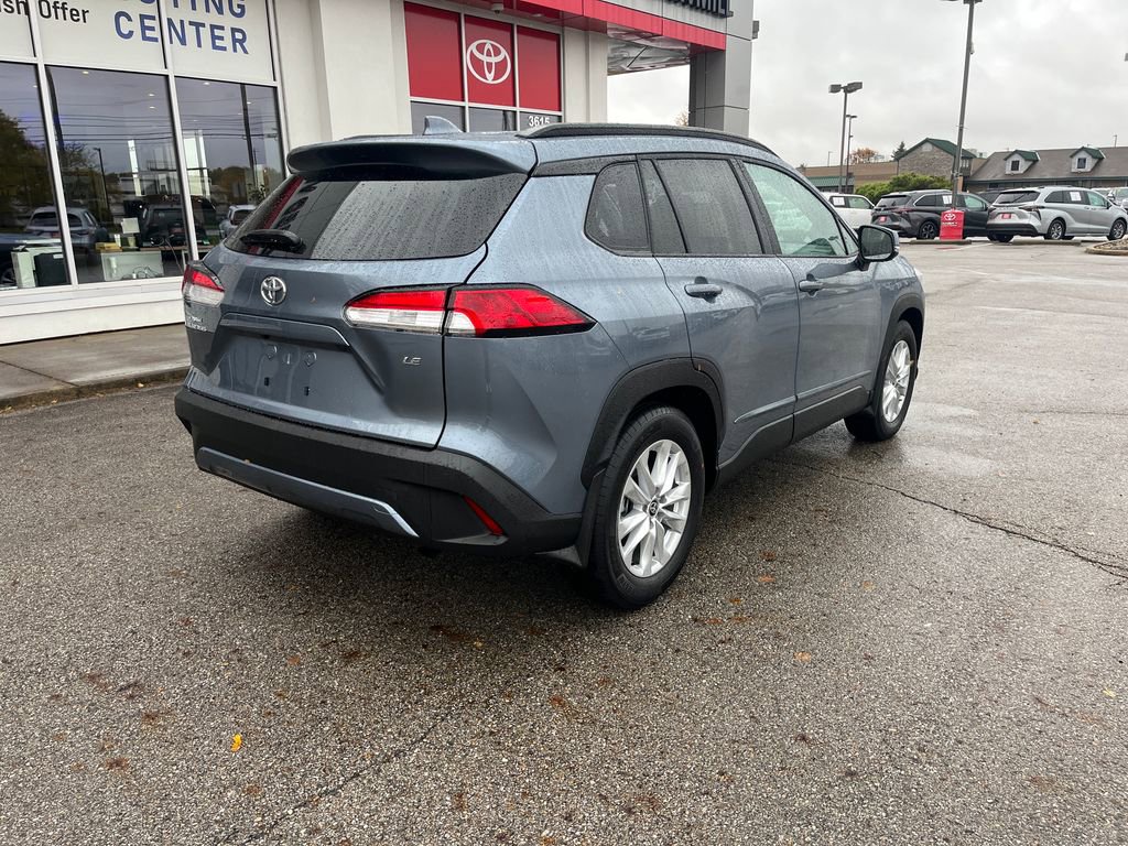 Certified 2024 Toyota Corolla Cross LE image 5