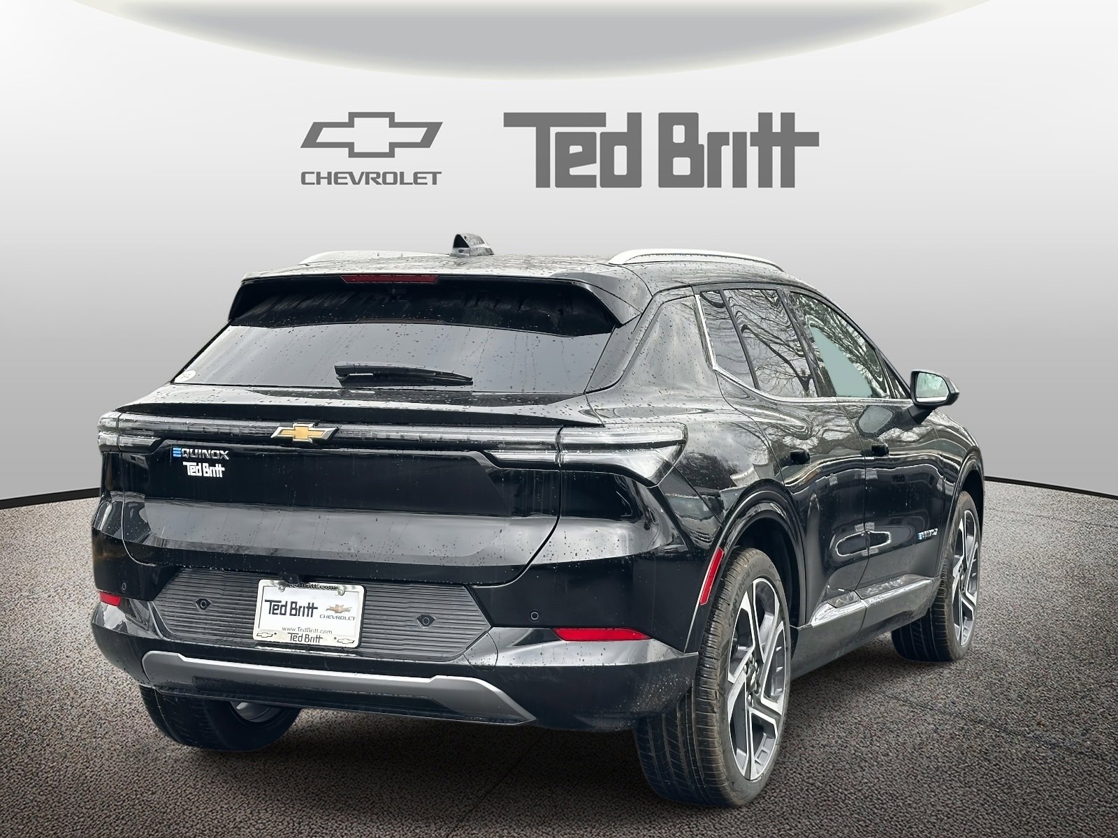 New 2026 Chevrolet Equinox EV LT image 4