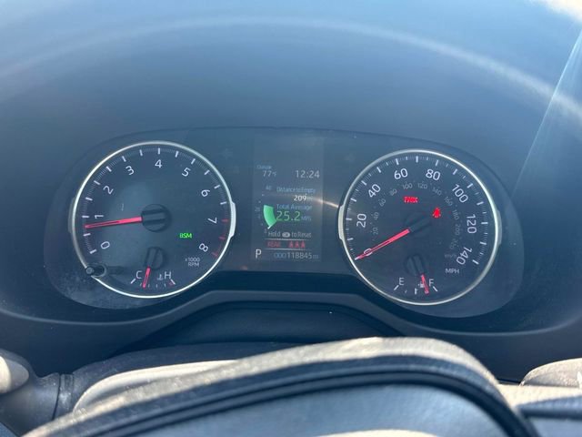 Used 2019 Toyota RAV4 XLE AWD/4WD image 34