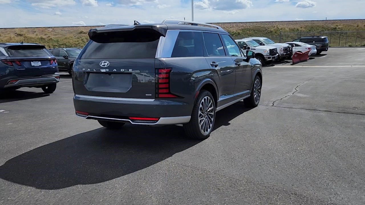 New 2026 Hyundai Palisade Calligraphy image 2