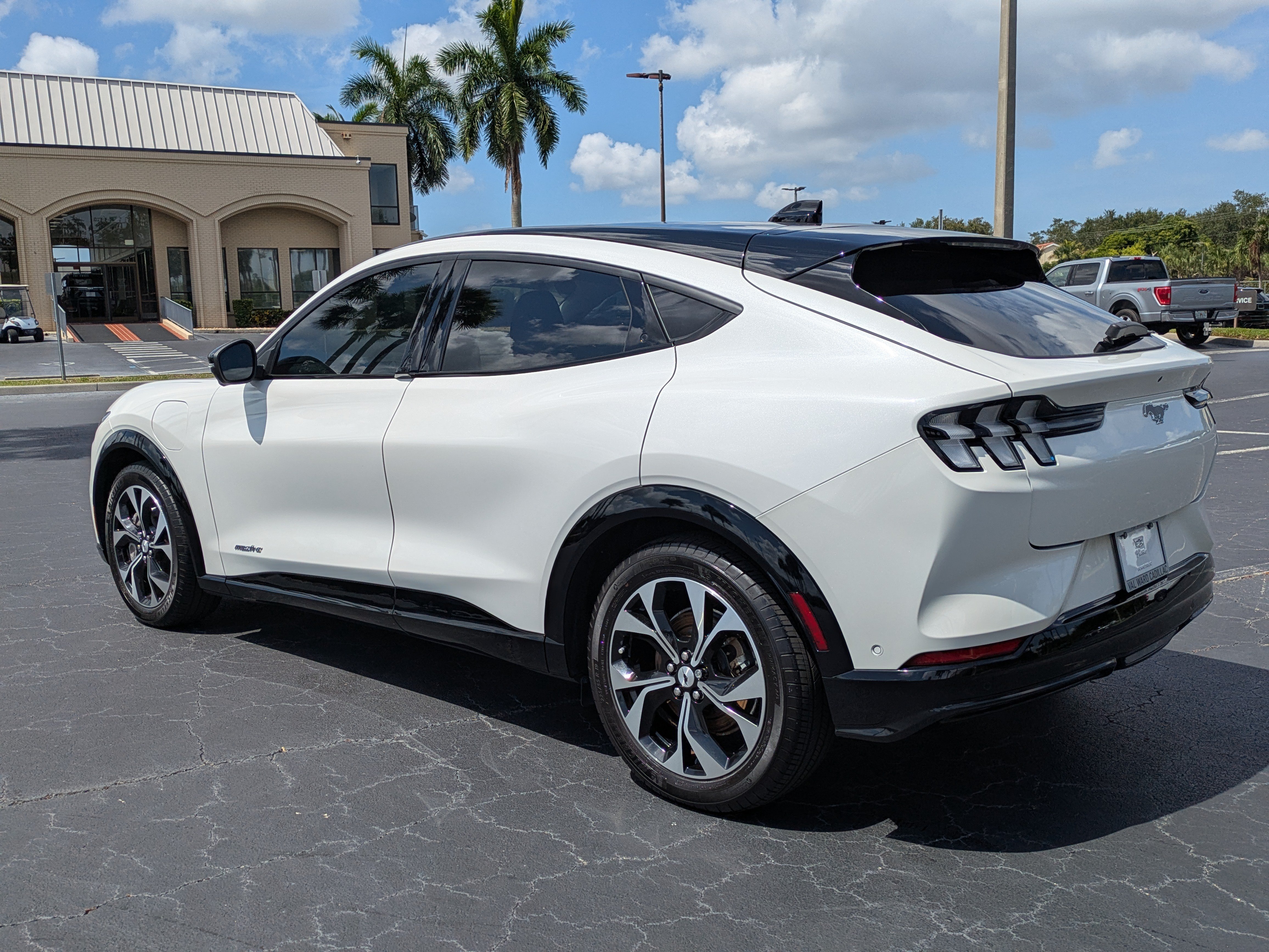 Used 2023 Ford Mustang Mach-E Premium RWD image 4