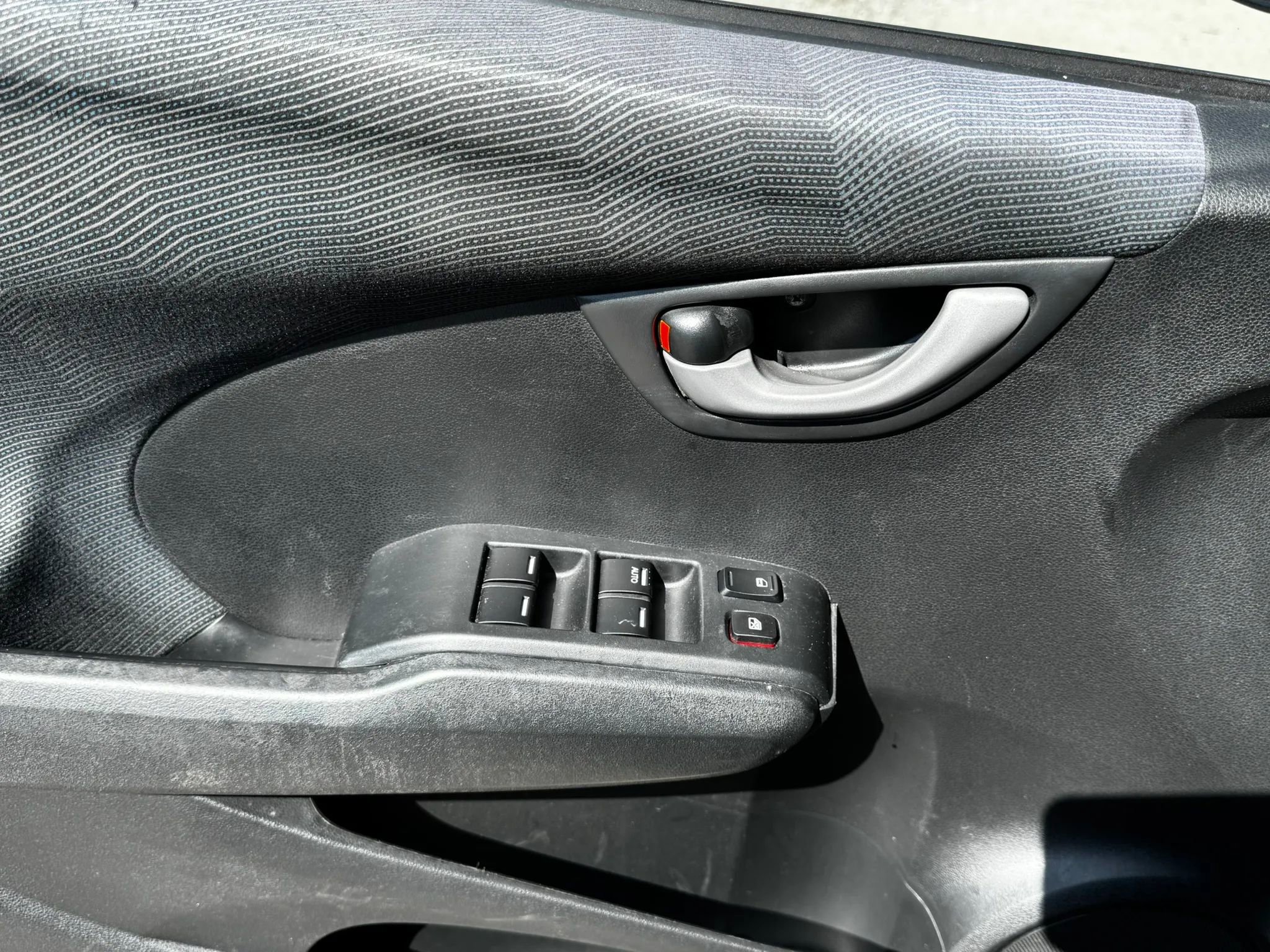 Used 2010 Honda Fit Sport image 14