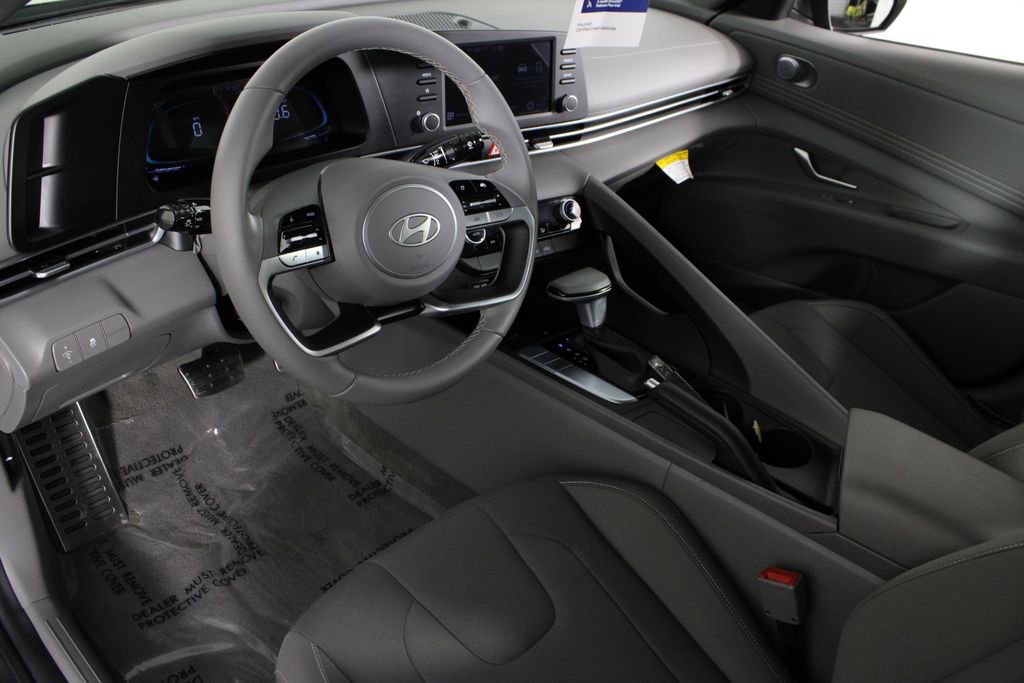 Certified 2026 Hyundai Elantra Sport image 19