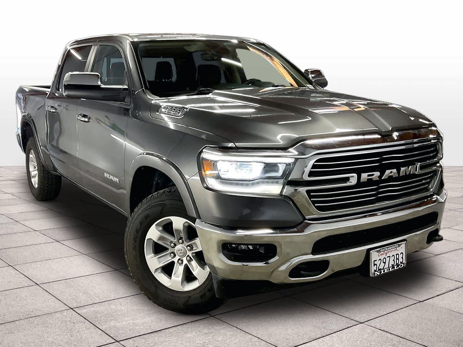 Used 2020 RAM 1500 Laramie w/ Off Road Group AWD/4WD image 2
