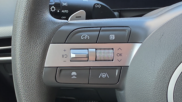 Used 2025 Hyundai Sonata SEL FWD image 16