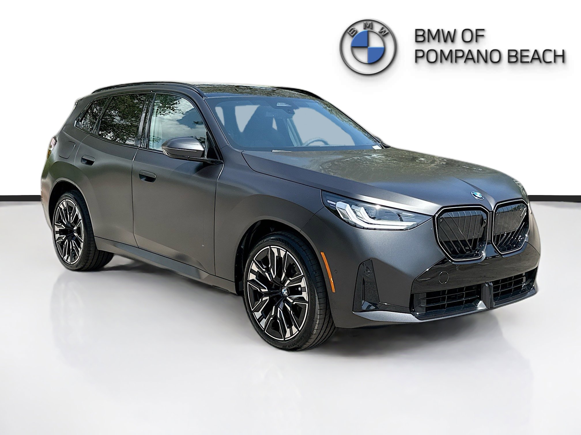 Used 2025 BMW X3 xDrive30i w/ Premium Package image 1