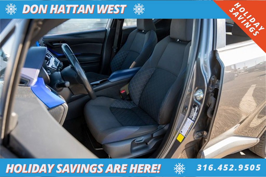 Used 2021 Toyota C-HR XLE image 4