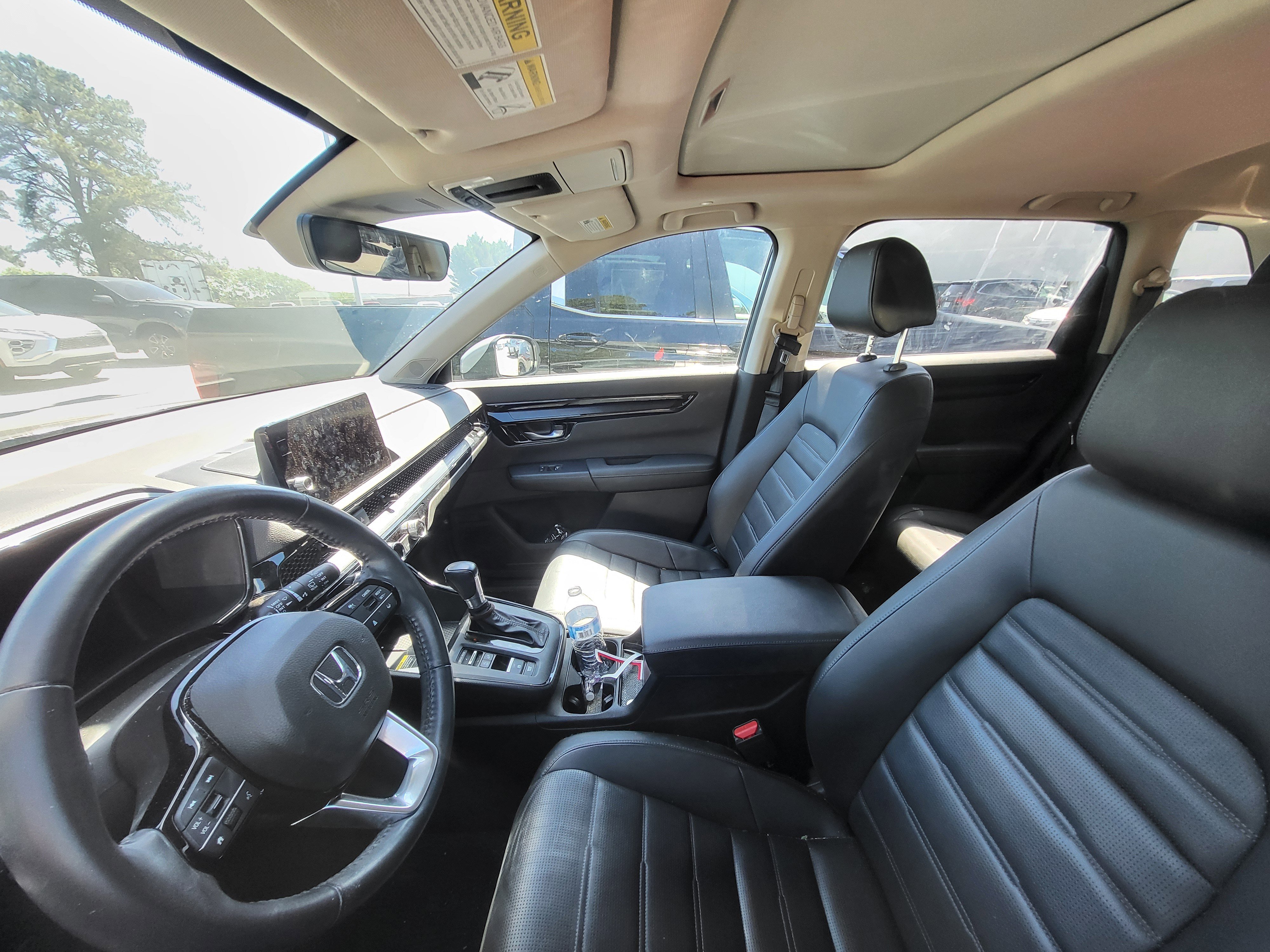 Used 2023 Honda CR-V EX-L image 10