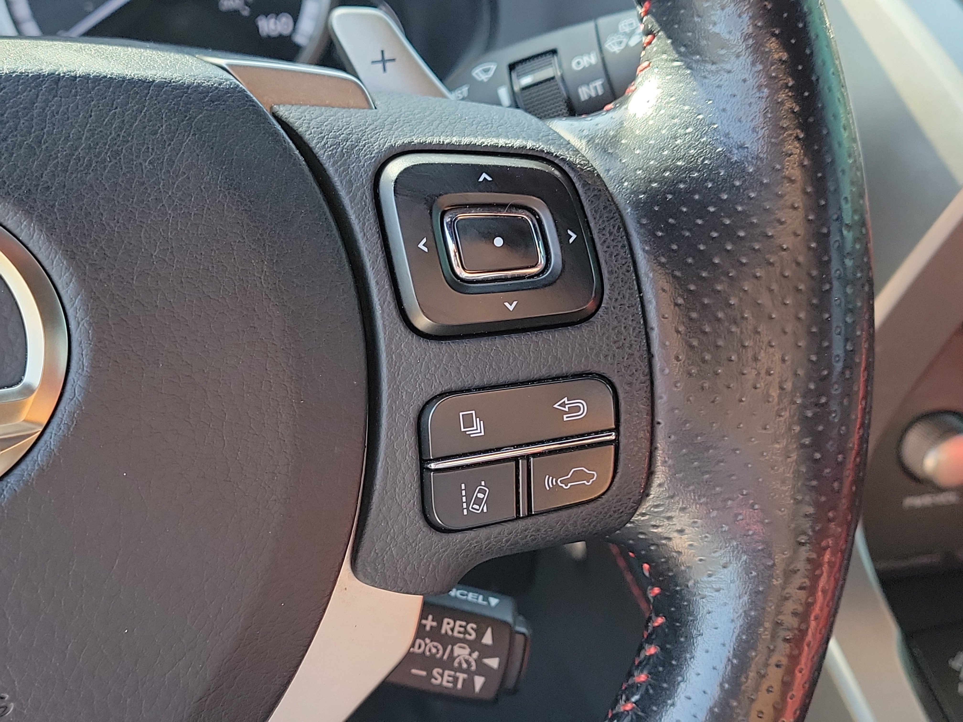 Used 2020 Lexus NX 300 F Sport w/ F Sport Premium Package image 31