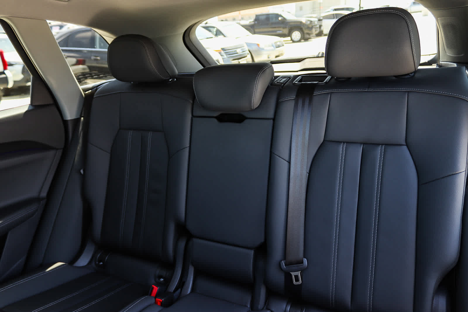 Used 2025 Audi Q5 Premium w/ Premium Plus AWD/4WD image 23