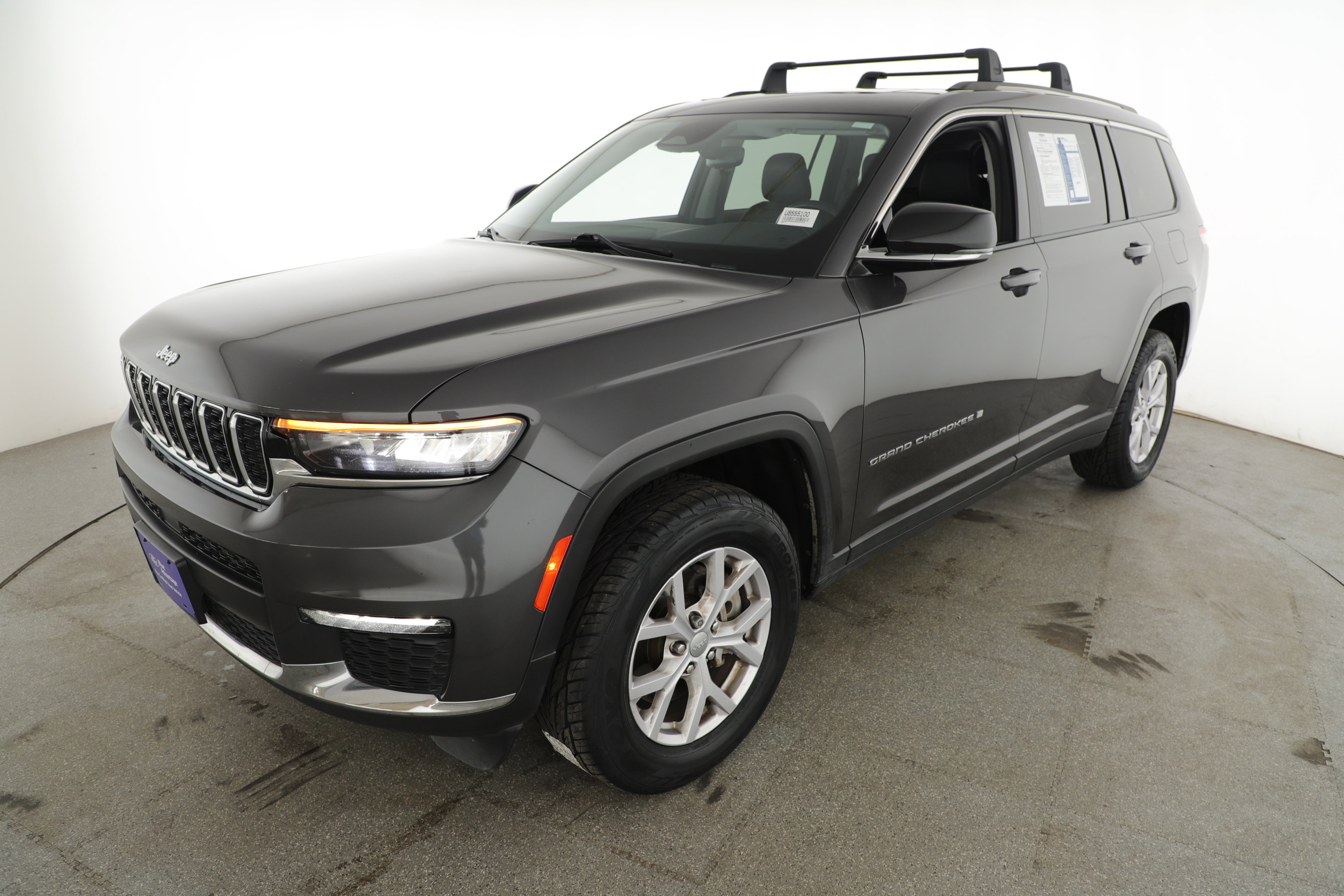 Used 2022 Jeep Grand Cherokee L Limited image 3