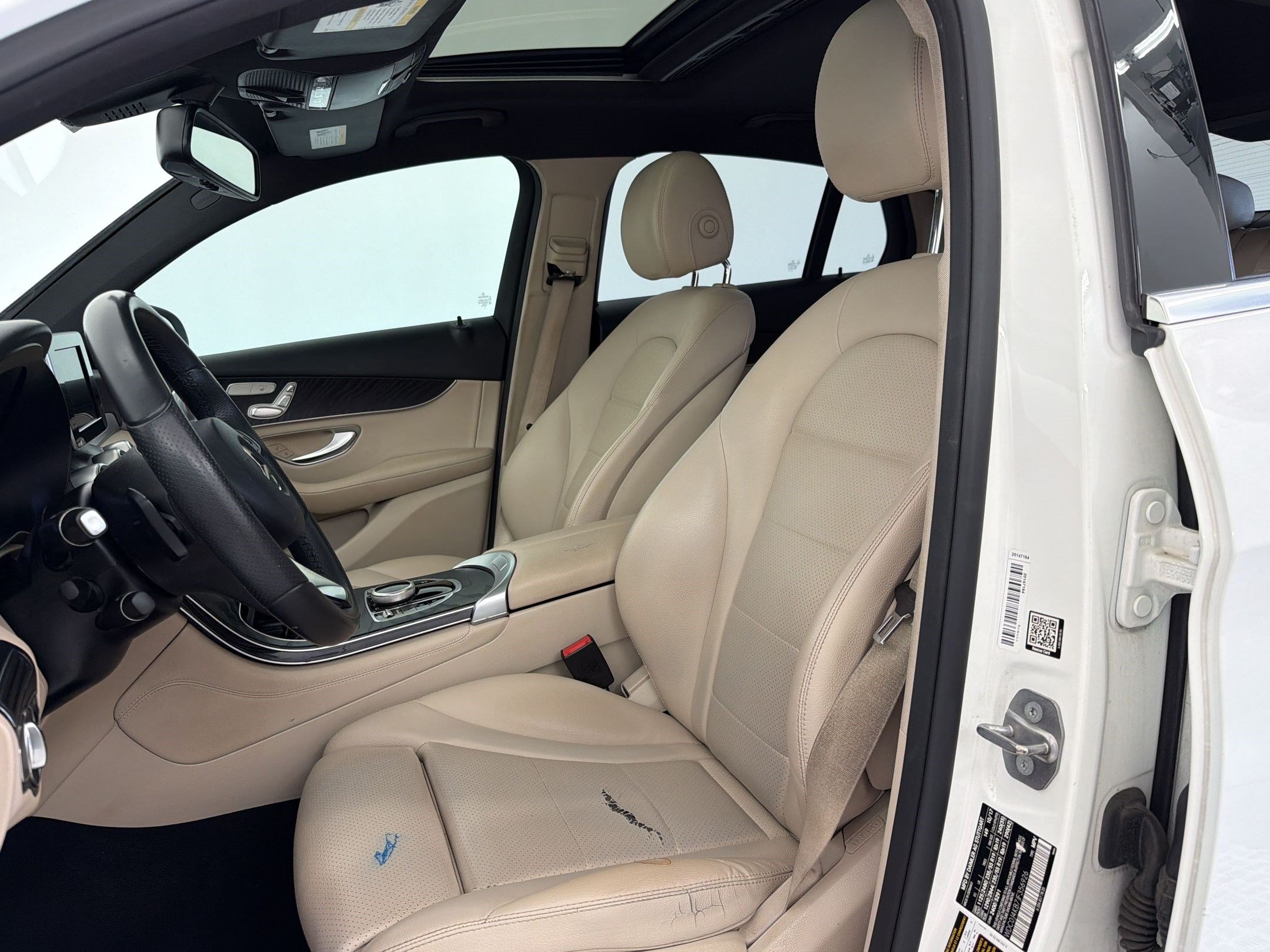 Used 2018 Mercedes-Benz GLC 300 4MATIC Coupe image 5