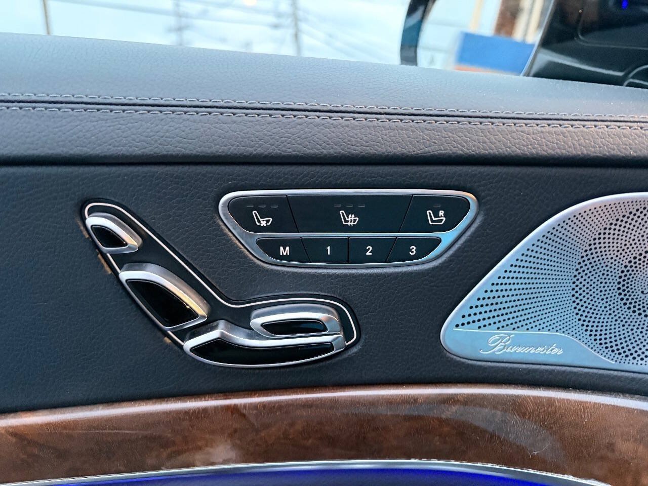 Used 2015 Mercedes-Benz S 550 4MATIC Sedan image 34