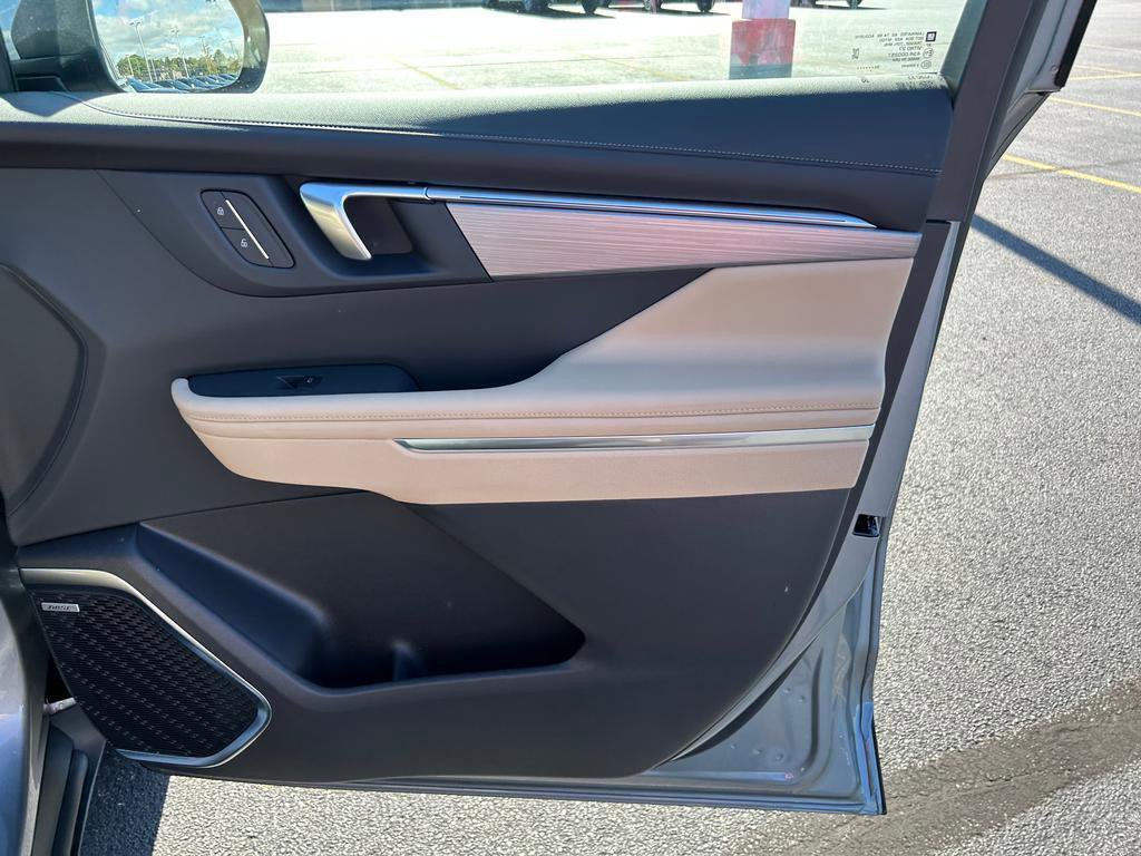 New 2026 Buick Enclave Preferred w/ LPO, Floor Liner Package image 18