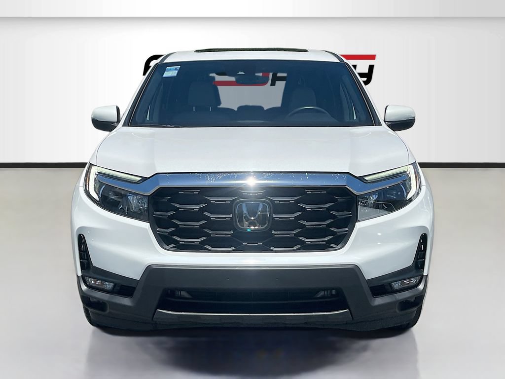 Used 2025 Honda Passport EX-L image 2