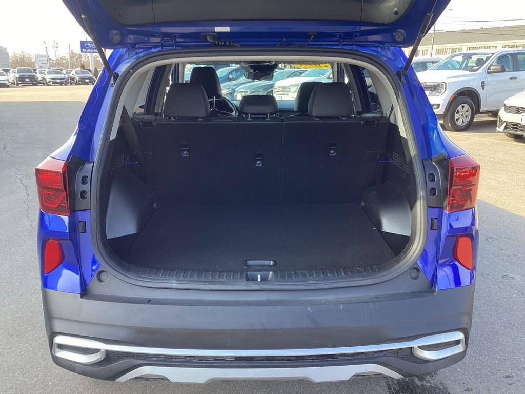 Certified 2023 Kia Seltos EX image 10