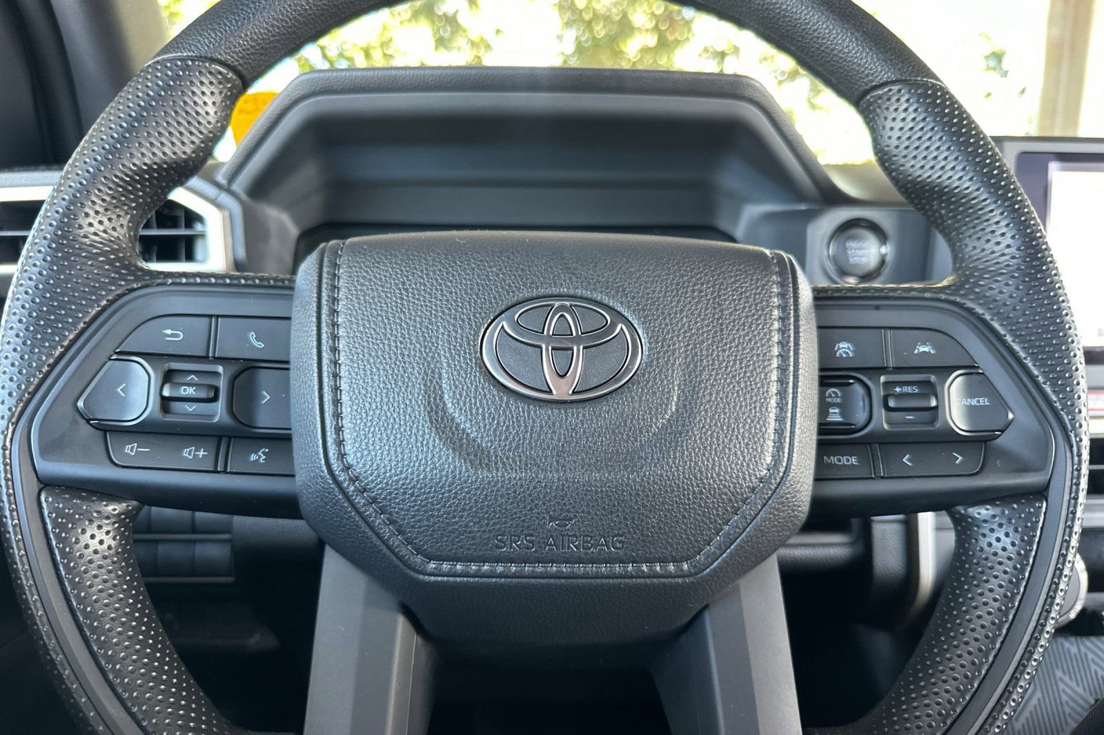 Certified 2025 Toyota Tacoma SR5 image 27