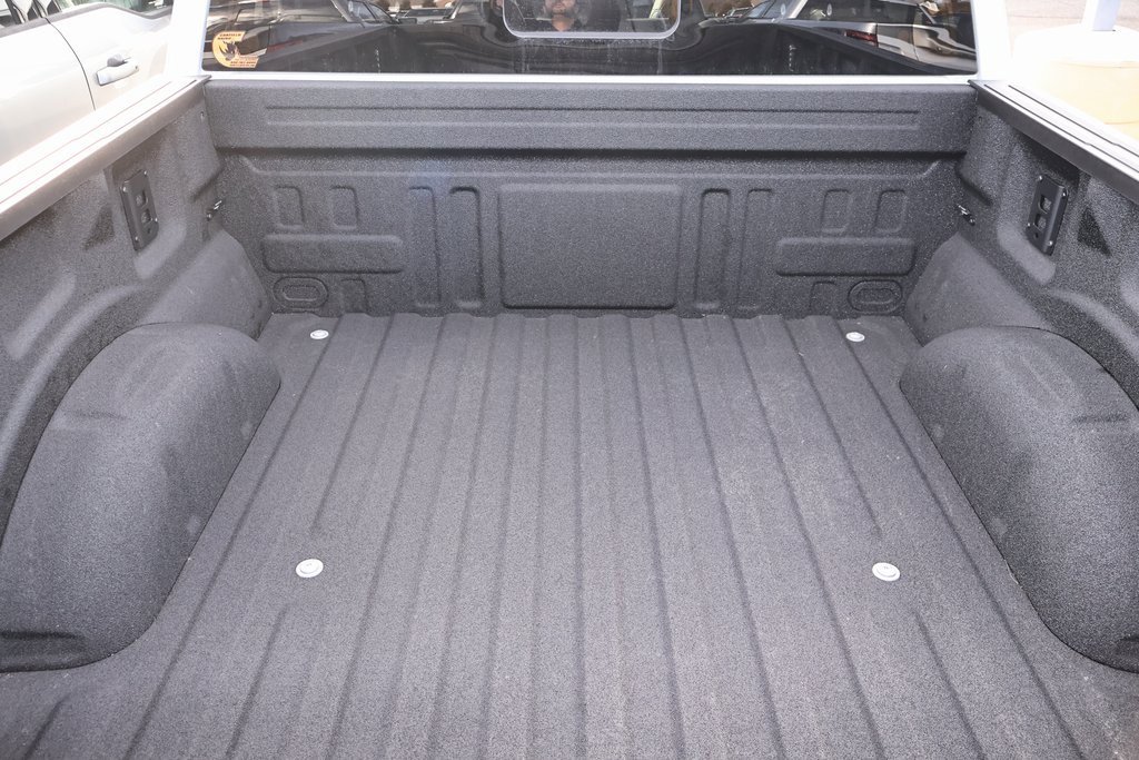 New 2025 Ford F150 XLT w/ Equipment Group 303A High image 9