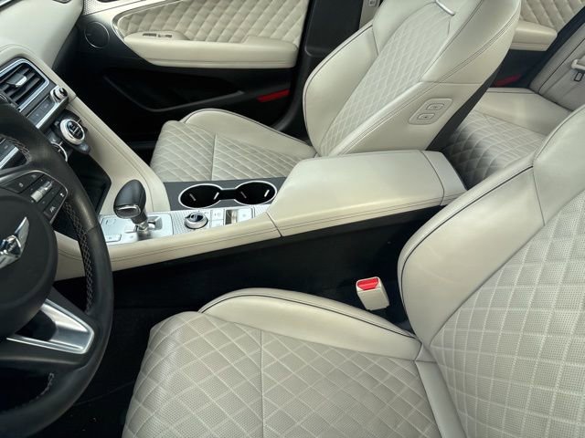 Used 2022 Genesis G70 3.3T w/ Sport Prestige Package image 9