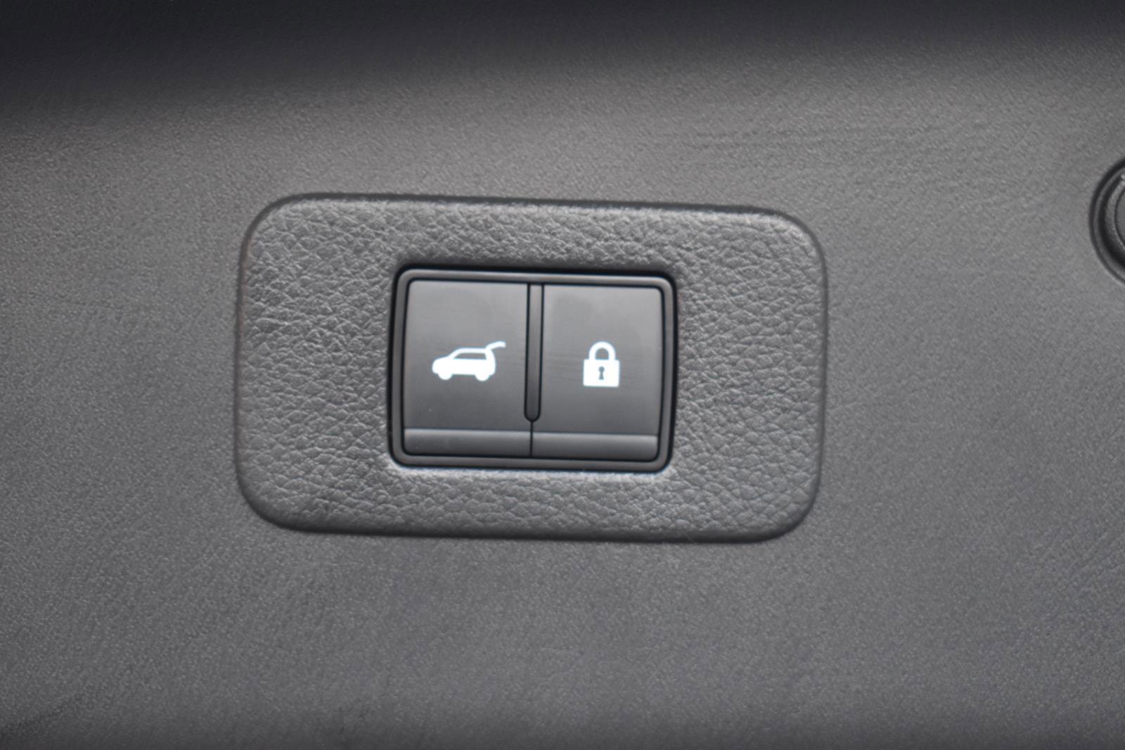 Certified 2024 Nissan Armada Platinum w/ Captain's Chairs Package image 45