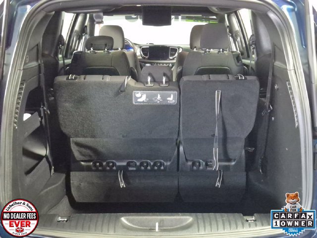 Used 2021 Chrysler Pacifica Touring w/ S Appearance Package FWD image 27