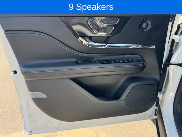 Certified 2025 Lincoln Corsair Reserve w/ Equipment Group 202A image 12