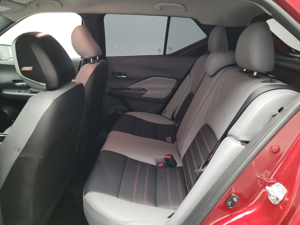 Used 2024 Nissan Kicks SR w/ SR Premium Package FWD image 18
