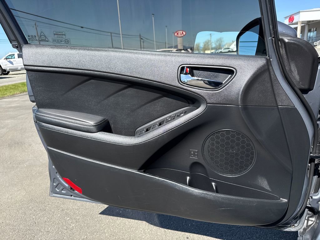 Used 2016 Kia Forte LX w/ LX Popular Package image 22