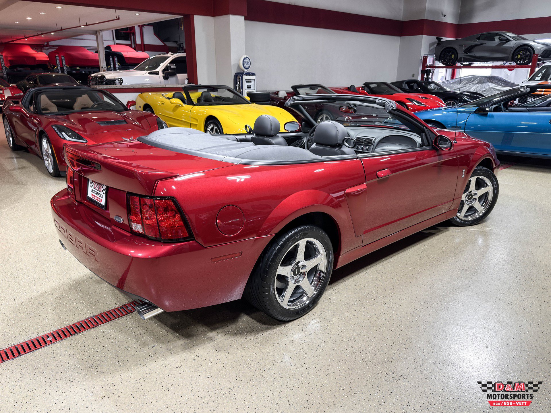 Used 2003 Ford Mustang Convertible image 48