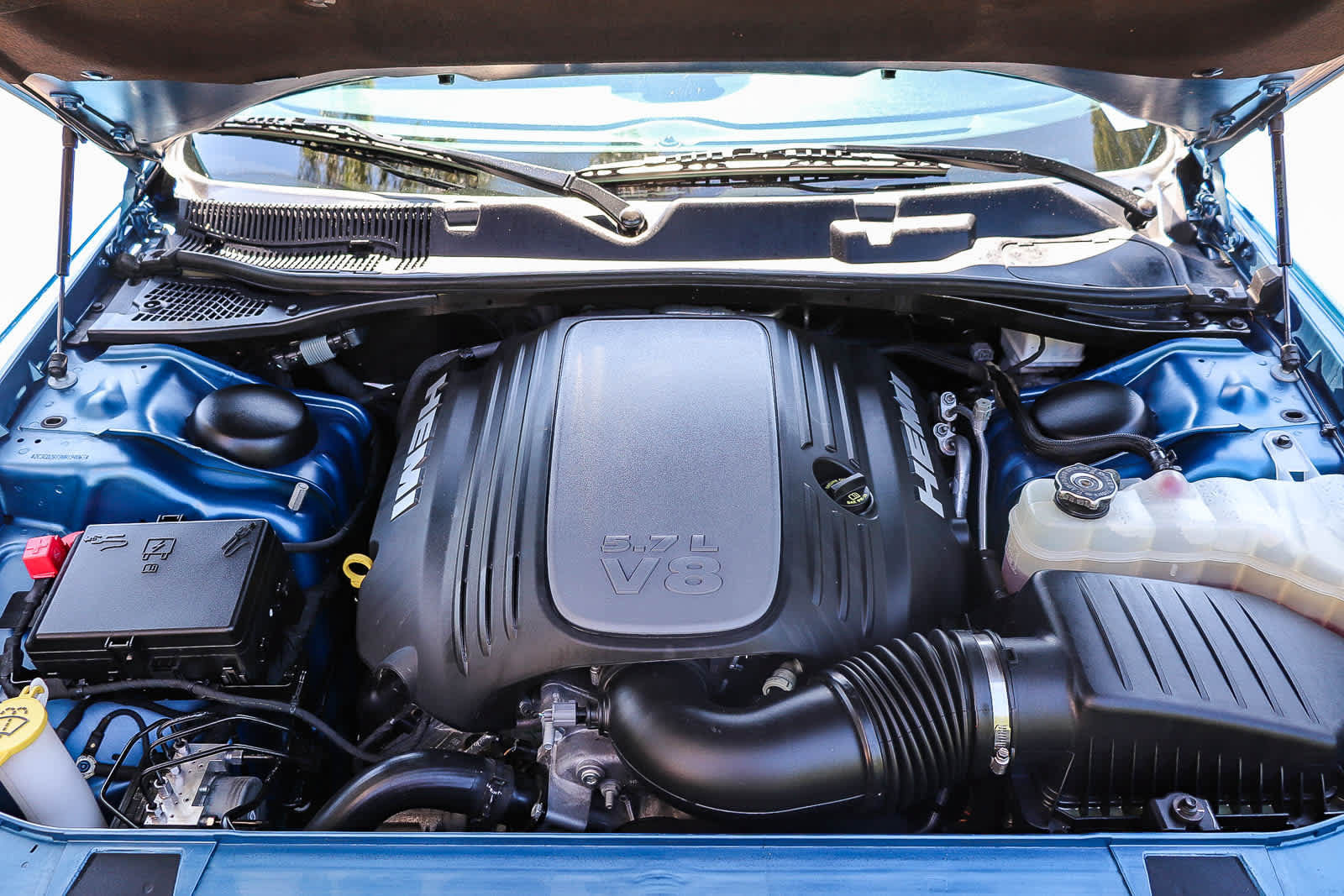 Used 2022 Dodge Challenger R/T w/ Blacktop Package RWD image 27