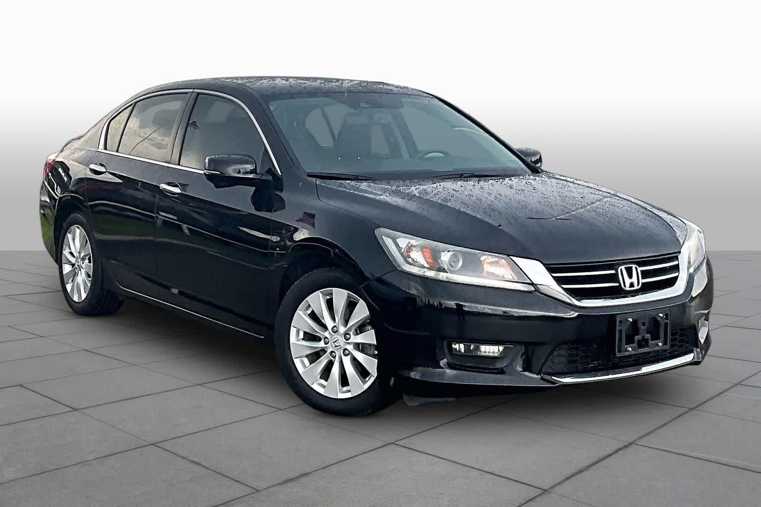 Used 2015 Honda Accord EX-L image 2