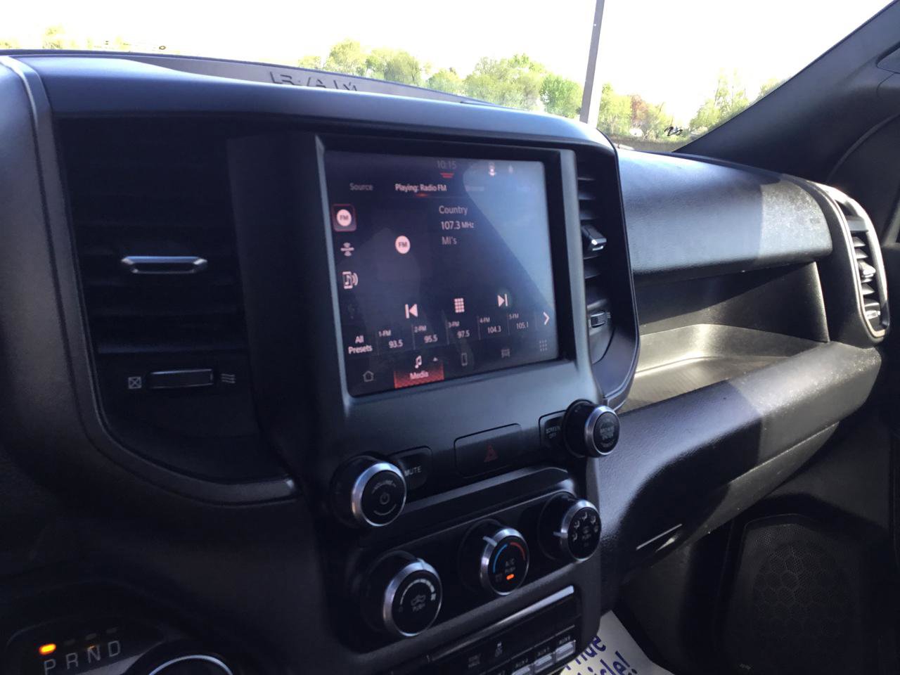 Used 2022 RAM 2500 Tradesman w/ Chrome Appearance Group AWD/4WD image 19