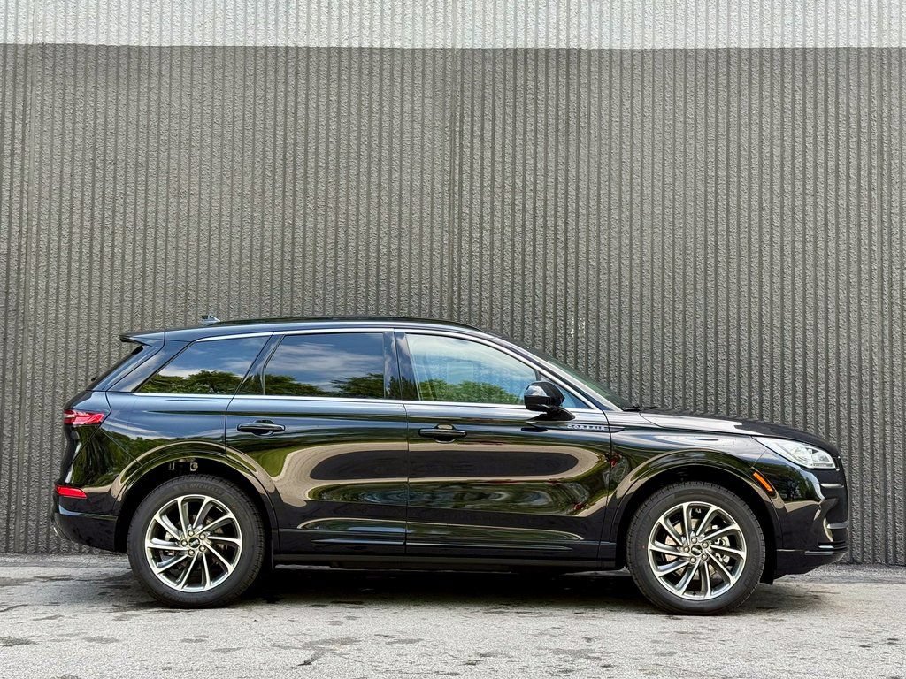 New 2025 Lincoln Corsair Grand Touring AWD/4WD image 6