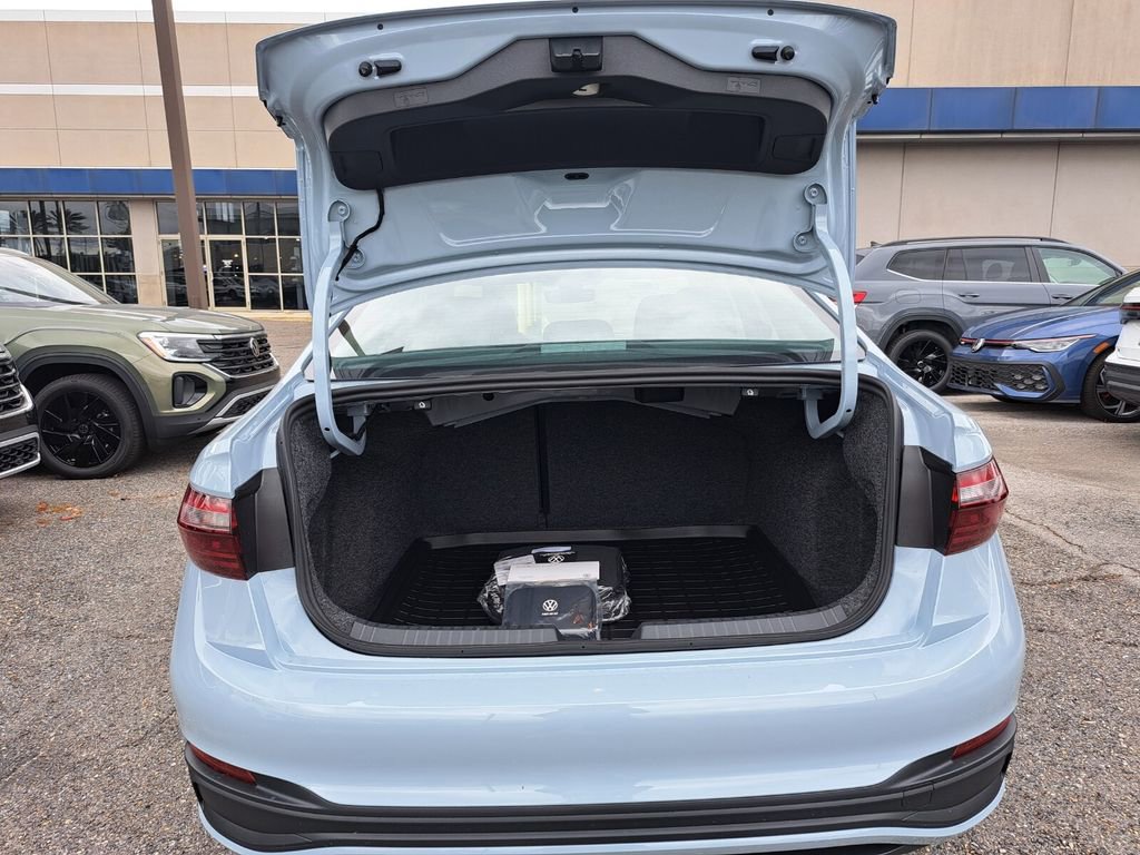 New 2026 Volkswagen Jetta SE image 30