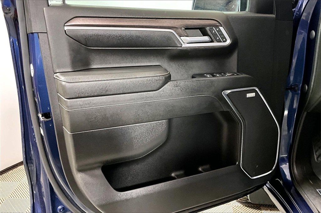 Used 2023 Chevrolet Silverado 1500 LTZ w/ LTZ Convenience Package II image 18