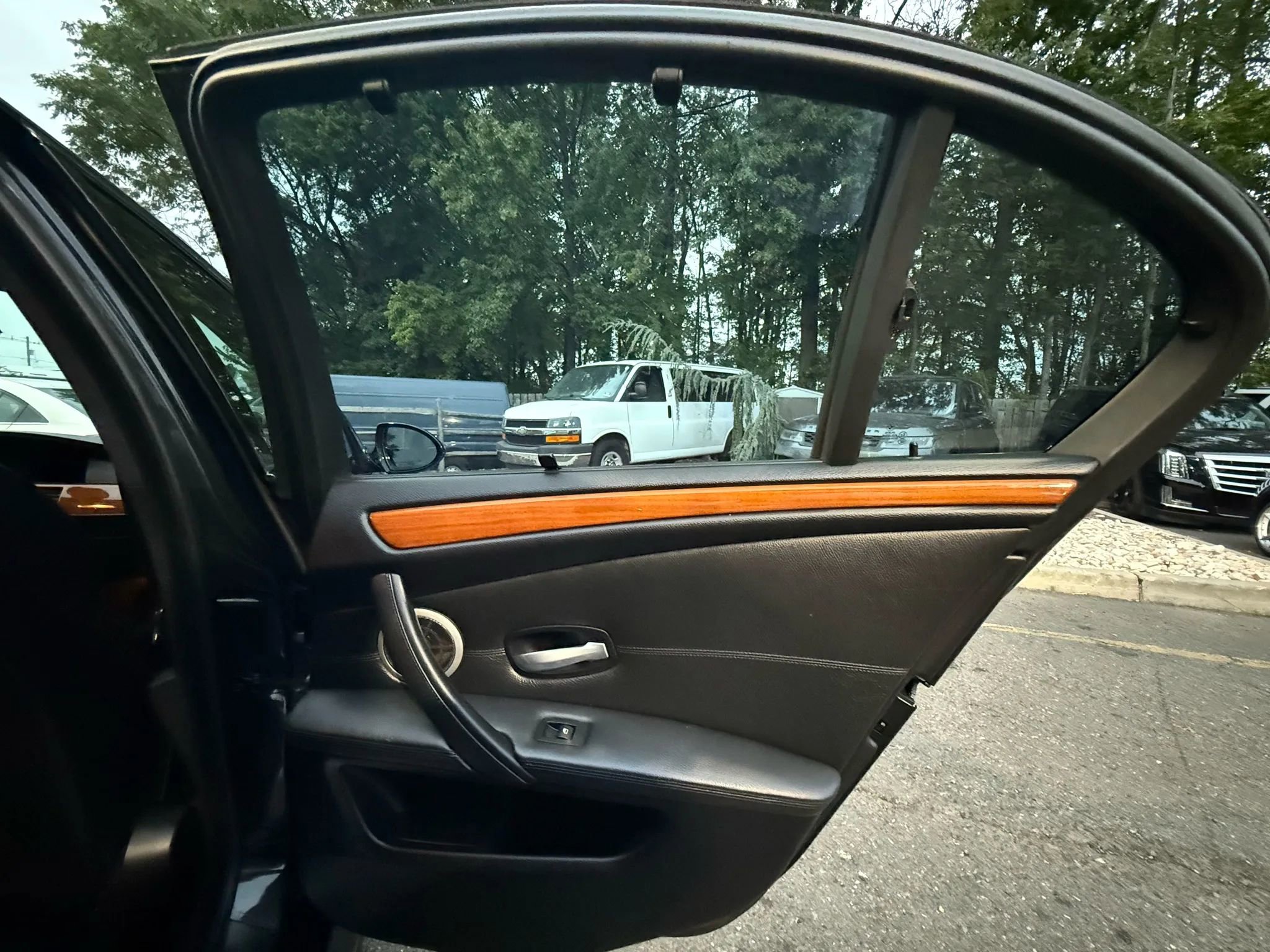 Used 2010 BMW M5 image 22