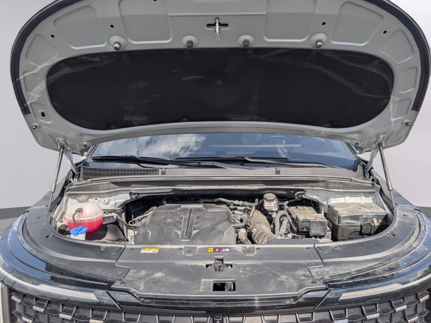 Used 2026 Kia Carnival SX w/ SX Dark Edition Package image 36