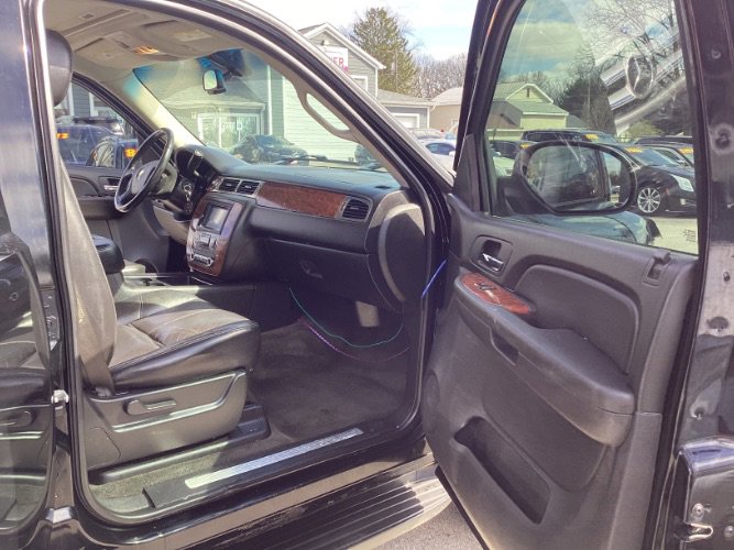 Used 2007 Chevrolet Tahoe LT w/ LT Preferred Equipment Group image 9
