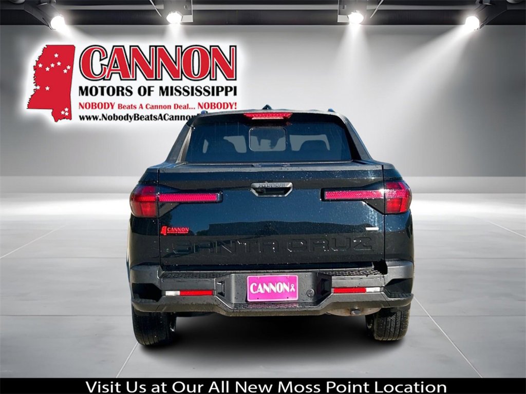 Used 2023 Hyundai Santa Cruz SEL w/ Activity Package image 4