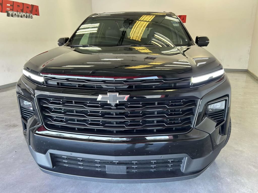 Used 2024 Chevrolet Traverse LT w/ Enhanced Driving Package FWD image 8
