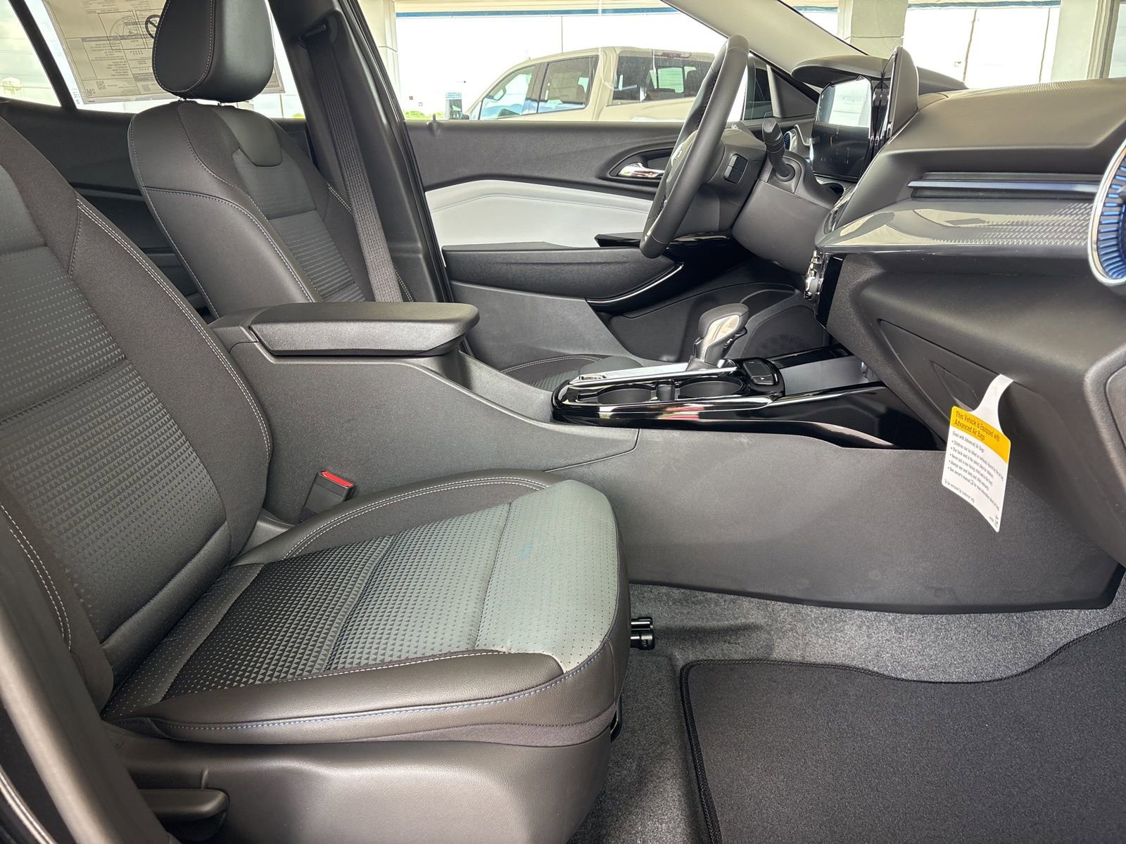 New 2026 Chevrolet Trax LT image 17