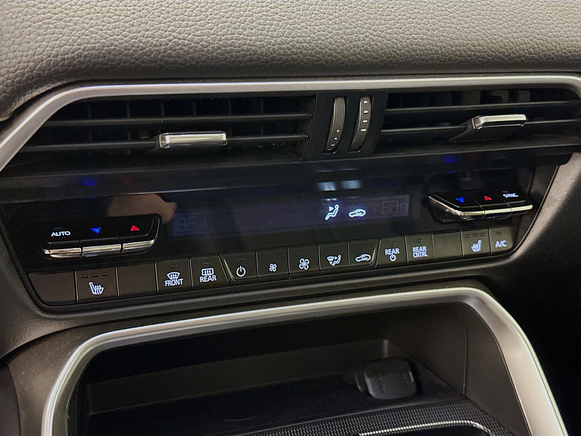 Used 2025 MAZDA CX-90 3.3 Turbo w/ Premium Sport Pkg image 24