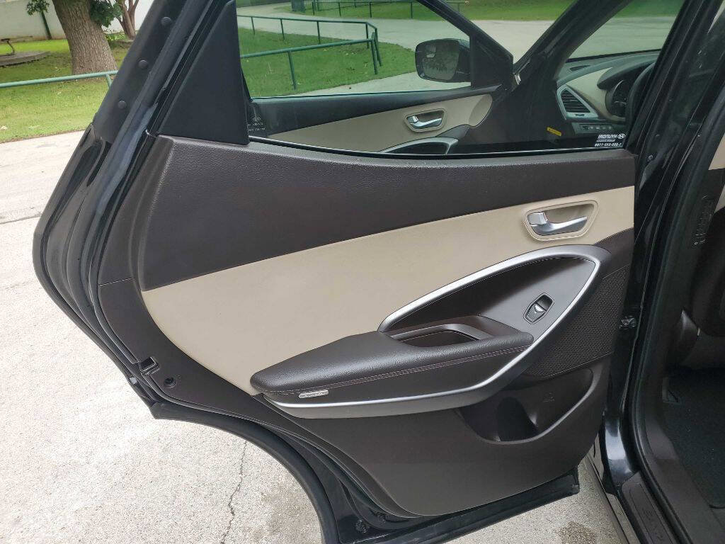 Used 2018 Hyundai Santa Fe Sport FWD image 17