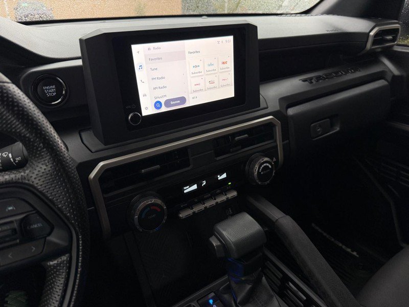 Used 2025 Toyota Tacoma SR AWD/4WD image 25